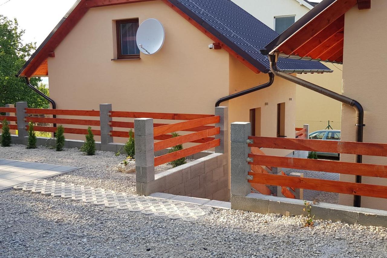 Bungalows Michalka - Podhájska Bagian luar foto